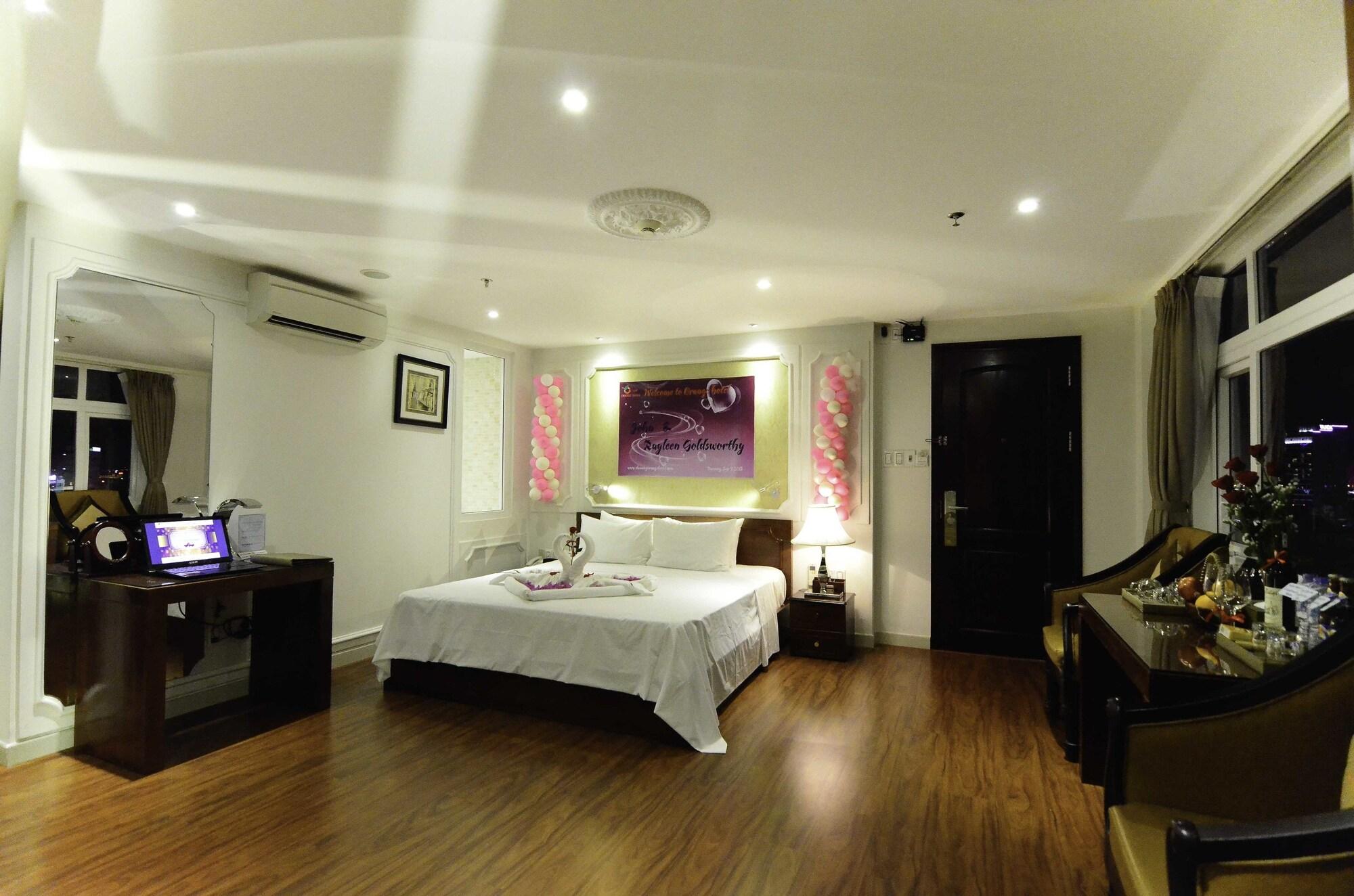 Orange Hotel - City Center Danang, Near Dragon Bridge, Han River Kültér fotó